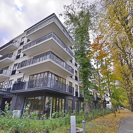 Osiedle Seaside Garden - Apartamenty Bryza Z Garazem, 100M Od Promenady Swinoujscie Ngoại thất bức ảnh