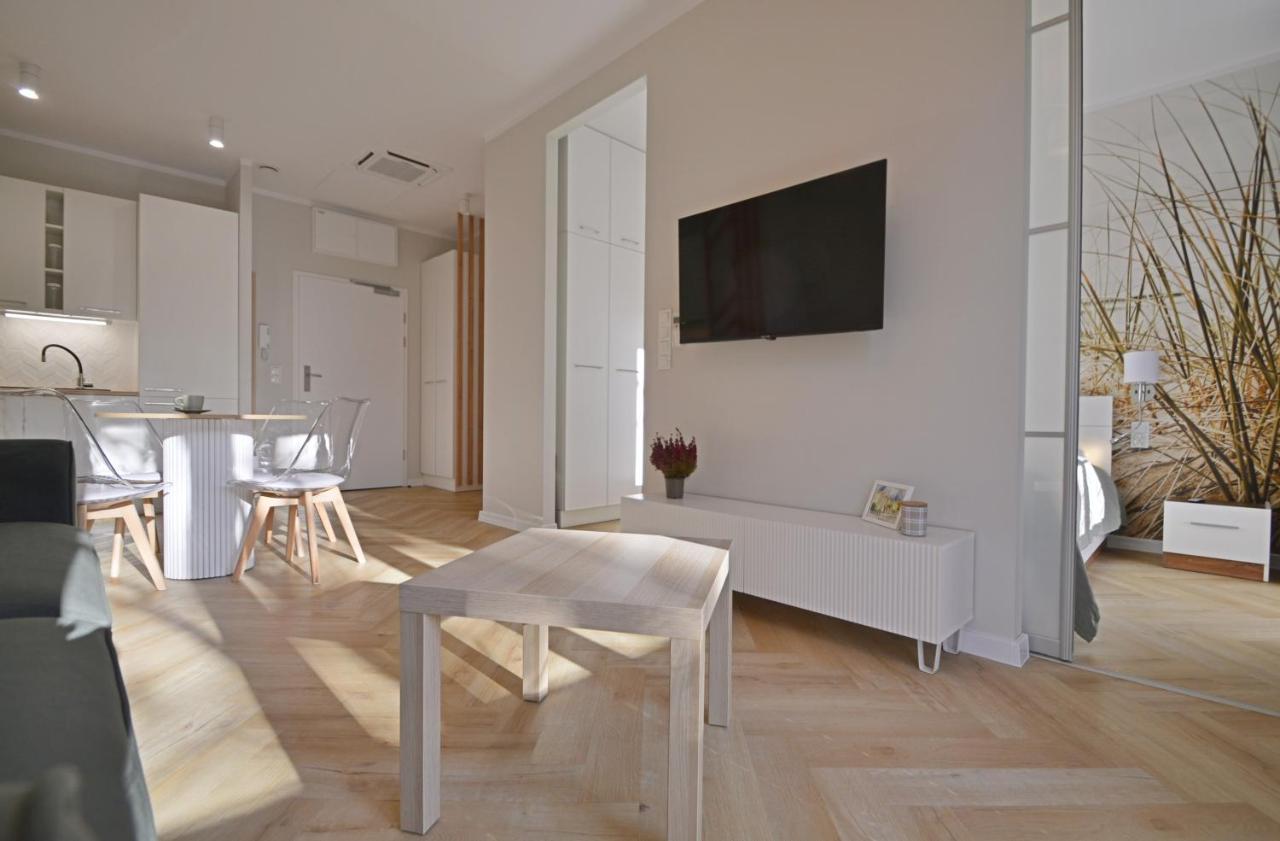 Osiedle Seaside Garden - Apartamenty Bryza Z Garazem, 100M Od Promenady Swinoujscie Ngoại thất bức ảnh